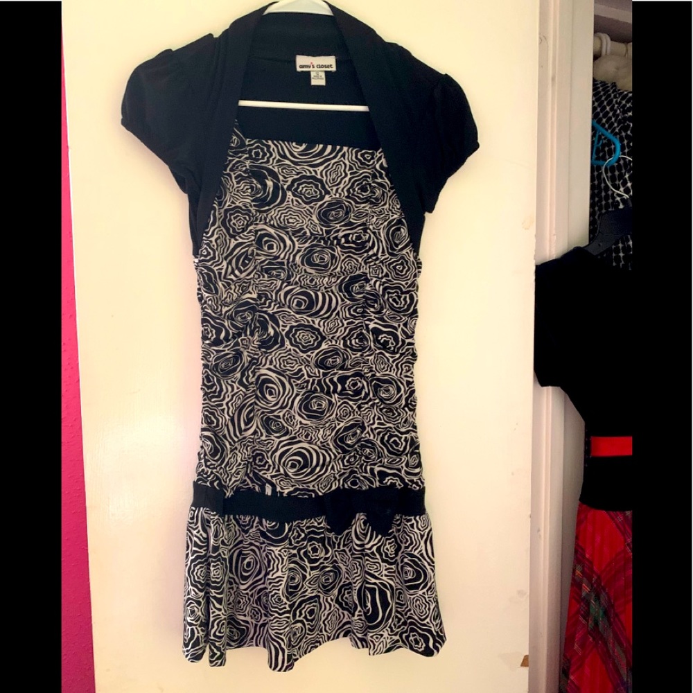 Formal Amy’s Closet Girl Dress